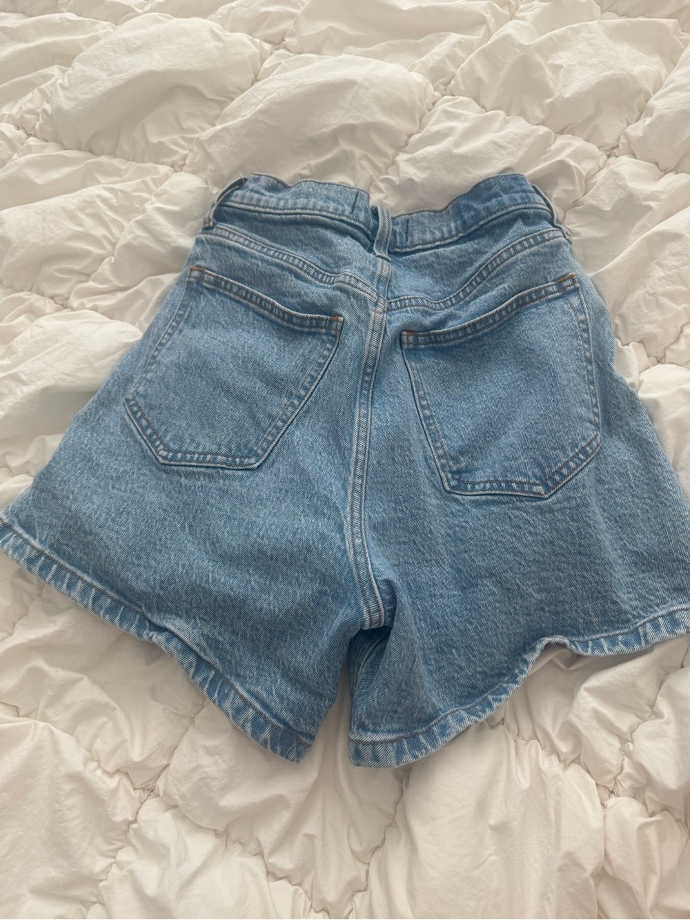 Abercrombie & Fitch Light Wash High-Rise Denim Shorts - Picture 3 of 3